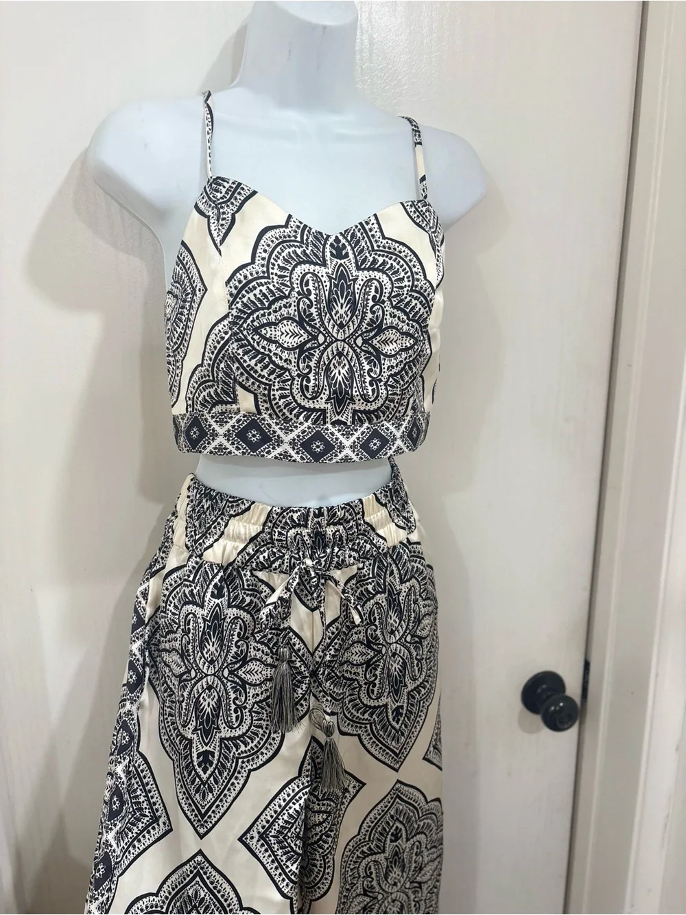 Women's 2pc matching shirt Black & Cream Printed Wide-Leg pant bohemian beach